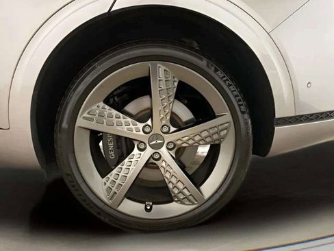 Used 2023 Genesis GV70 2.5T w/ Sport Prestige Package AWD/4WD image 96