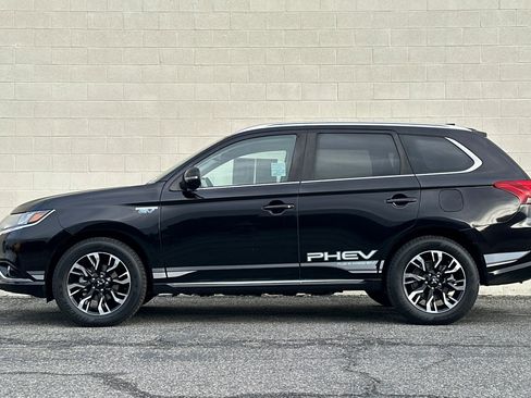 Used 2018 Mitsubishi Outlander GT image 7