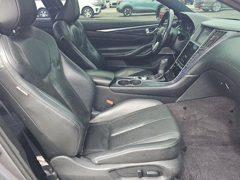 Used 2017 INFINITI Q60 Red Sport 400 image 7