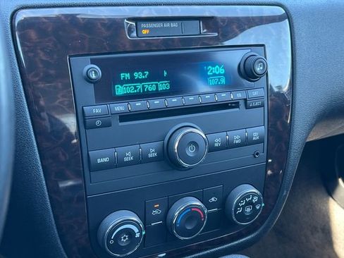 Used 2014 Chevrolet Impala Limited LS FWD image 21