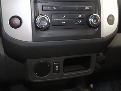 Used 2015 Nissan Frontier SV image 22