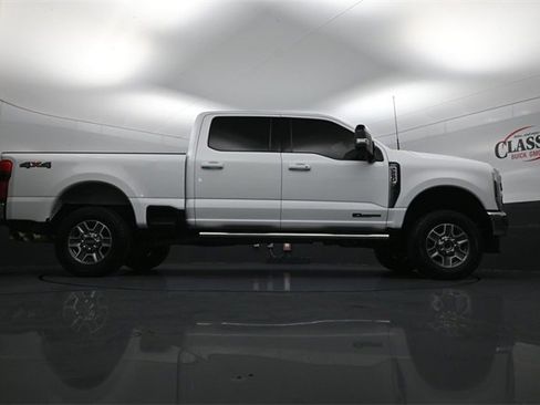 Used 2024 Ford F250 Lariat image 29
