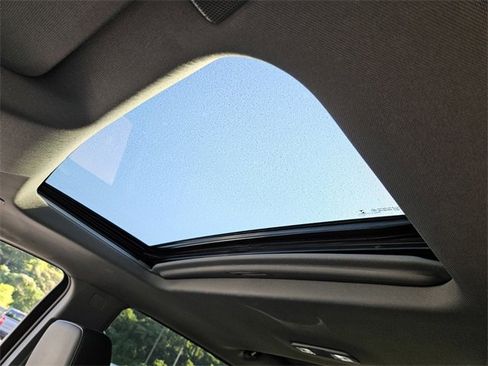 Used 2023 GMC Sierra 1500 SLT w/ SLT Premium Plus Package image 19