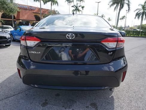 Used 2020 Toyota Corolla LE FWD image 31