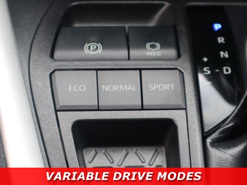 Used 2019 Toyota RAV4 LE image 20