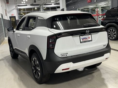 New 2026 Nissan Kicks SV w/ SV Premium Package AWD/4WD image 18