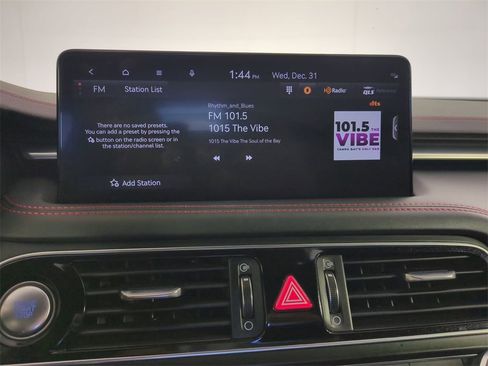 Used 2023 Genesis G70 3.3T w/ Sport Prestige Package image 19