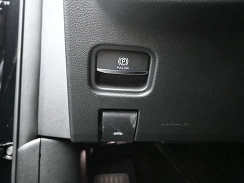 New 2026 Jeep Grand Cherokee Altitude AWD/4WD image 18
