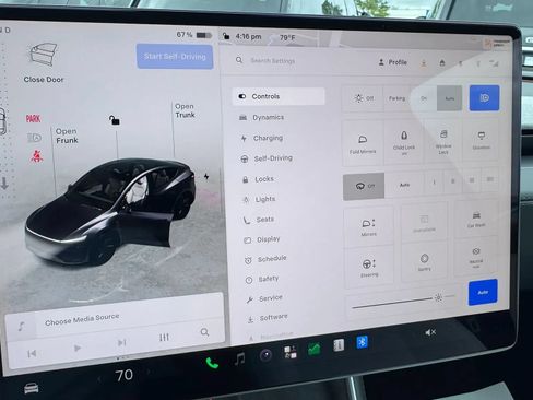 Used 2026 Tesla Model Y 2WD image 19