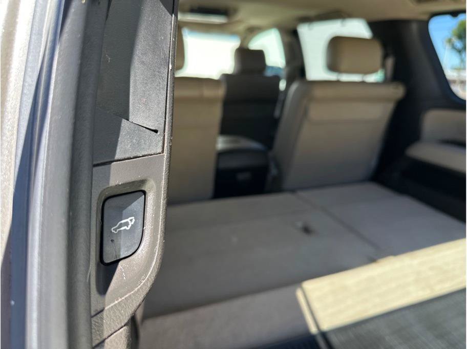 Used 2008 Toyota Sequoia Platinum AWD/4WD image 24