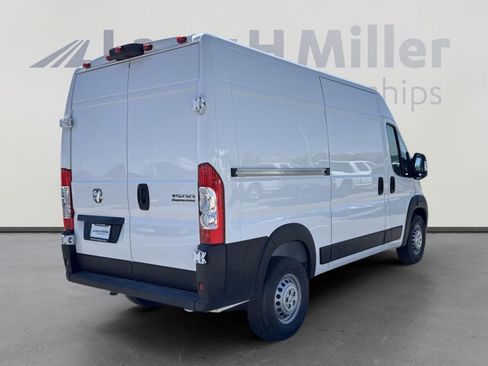 New 2025 RAM ProMaster 1500 w/ Convenience Group image 8
