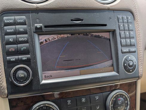 Used 2012 Mercedes-Benz GL 320 BlueTEC 4MATIC image 15