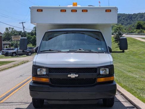 Used 2008 Chevrolet Express 3500 image 10