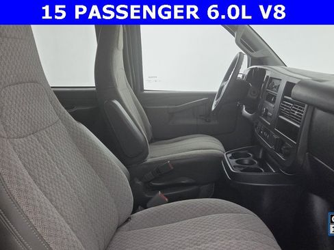 Used 2018 Chevrolet Express 3500 LT w/ LT Preferred Equipment Group image 22