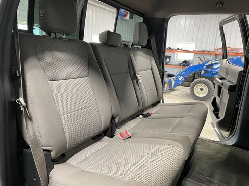 Used 2017 Ford F150 XLT w/ Equipment Group 302A Luxury image 19