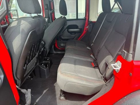 Used 2020 Jeep Wrangler Unlimited Rubicon AWD/4WD image 7