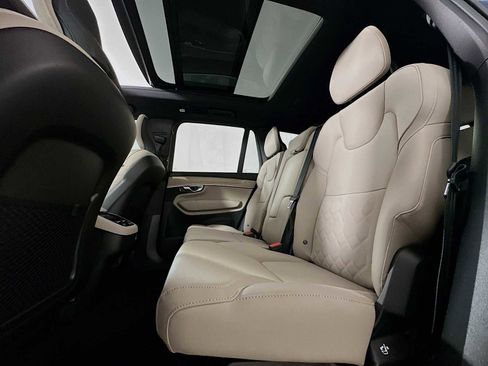 New 2026 Volvo XC90 B5 Plus image 23
