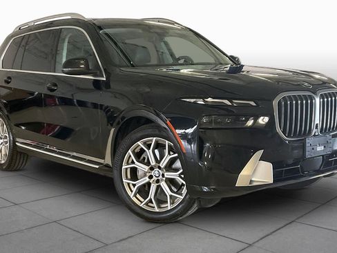 Used 2026 BMW X7 xDrive40i AWD/4WD image 2