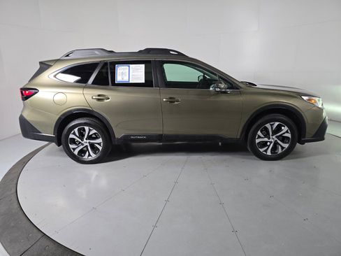 Used 2022 Subaru Outback Limited w/ Popular Package #2 image 6