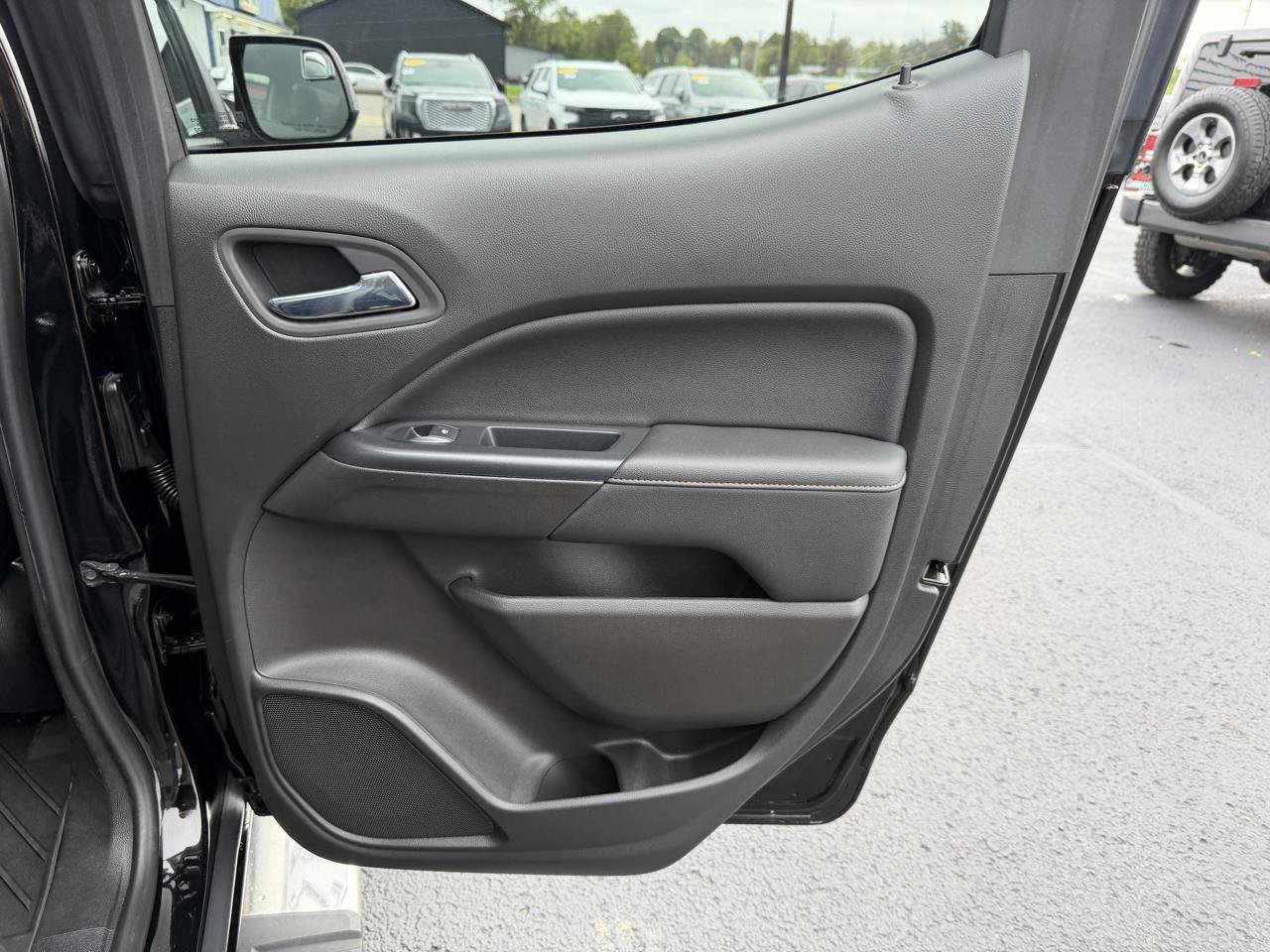 Used 2021 GMC Canyon AT4 AWD/4WD image 18