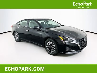 Used 2025 Nissan Altima 2.5 SV