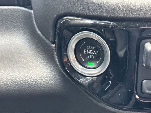 Certified 2024 Chevrolet Silverado 2500 LT image 32