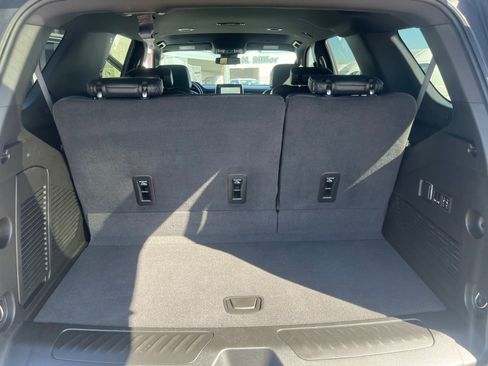 Used 2024 Chevrolet Tahoe LT w/ Luxury Package image 29