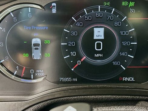 Used 2019 Cadillac Escalade ESV Platinum AWD/4WD image 12