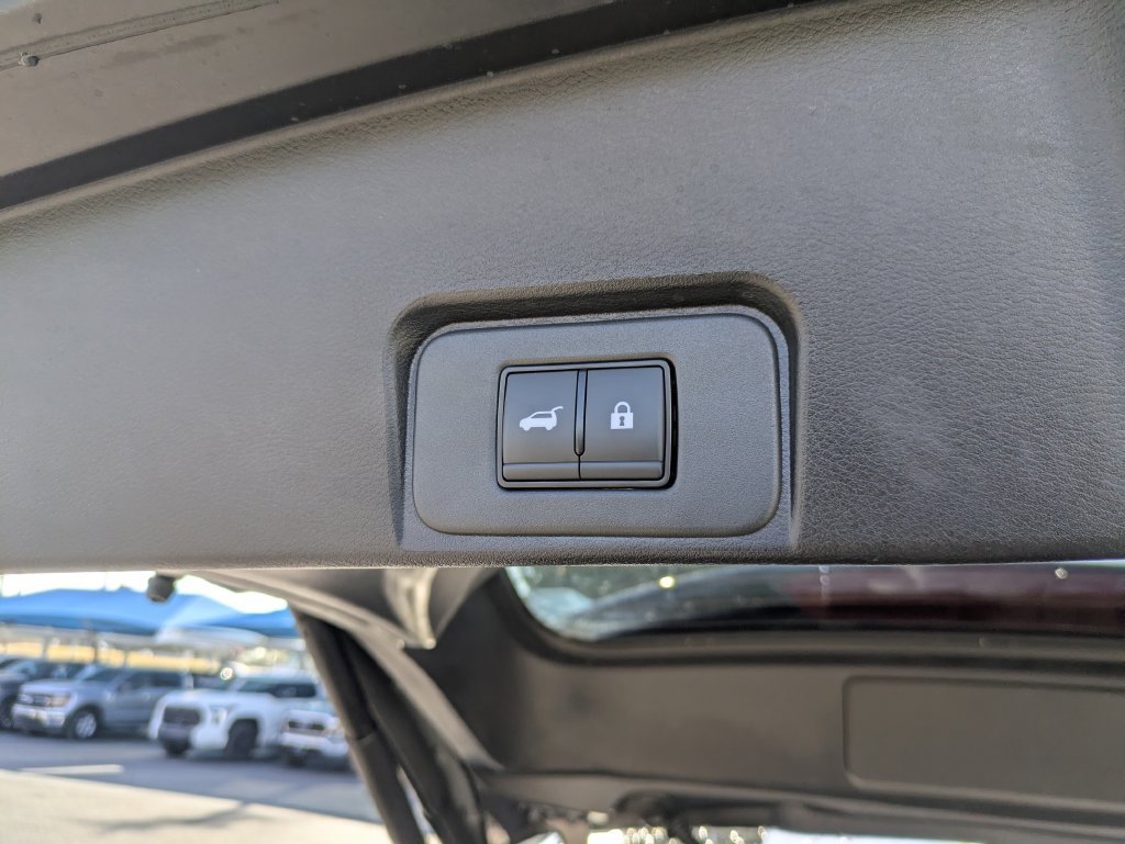 Used 2026 Nissan Rogue SL AWD/4WD image 29