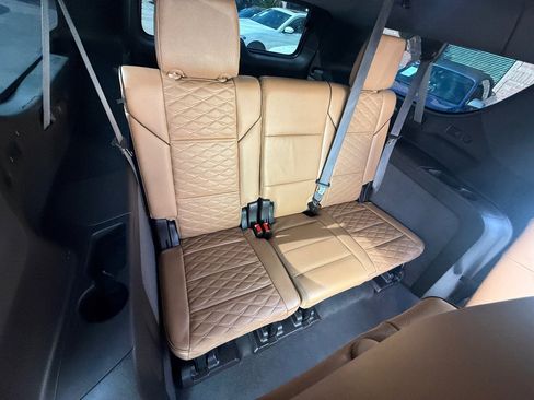 Used 2022 Cadillac Escalade ESV Sport w/ Touring Package image 22