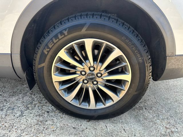 Used 2020 Lincoln Nautilus Reserve w/ Cargo Utility Package AWD/4WD image 32