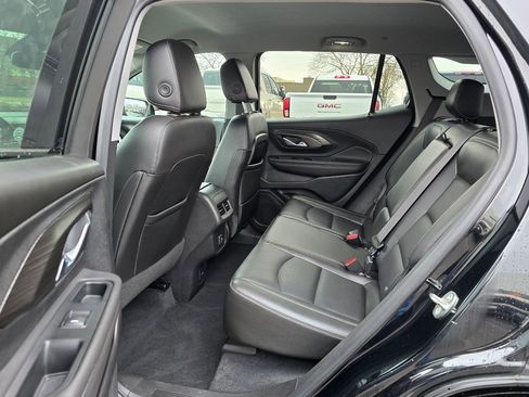 Certified 2022 GMC Terrain SLT w/ LPO, Floor Liner Package image 27