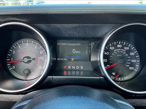 Used 2022 Ford Mustang Convertible w/ Equipment Group 101A image 24