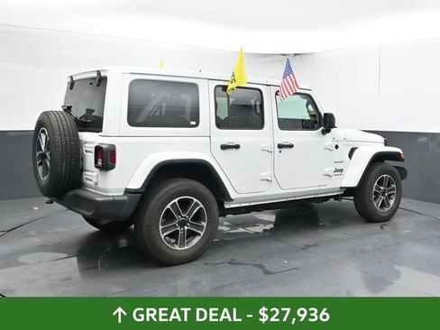 Used 2023 Jeep Wrangler Unlimited Sahara AWD/4WD image 2