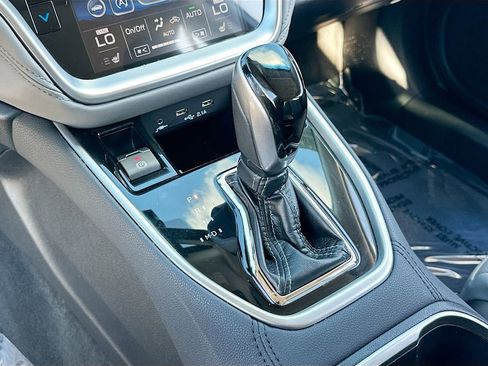 Used 2021 Subaru Outback Limited w/ Popular Package #2 image 17