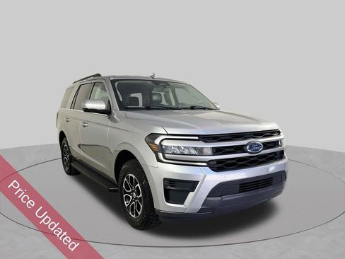Used 2024 Ford Expedition XLT AWD/4WD image 1