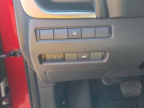 Used 2022 Nissan Rogue SV w/ SV Premium Package FWD image 14