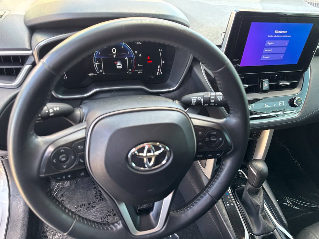 Used 2023 Toyota Corolla Cross XLE w/ Convenience Package FWD image 10