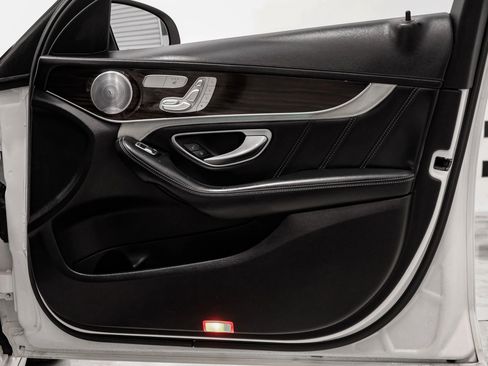 Used 2015 Mercedes-Benz C 63 AMG S image 37