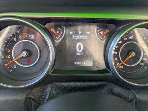 Used 2018 Jeep Wrangler Unlimited Sport S image 24