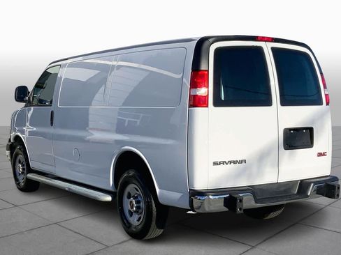 Used 2024 GMC Savana 2500 w/ Driver Convenience Package image 11