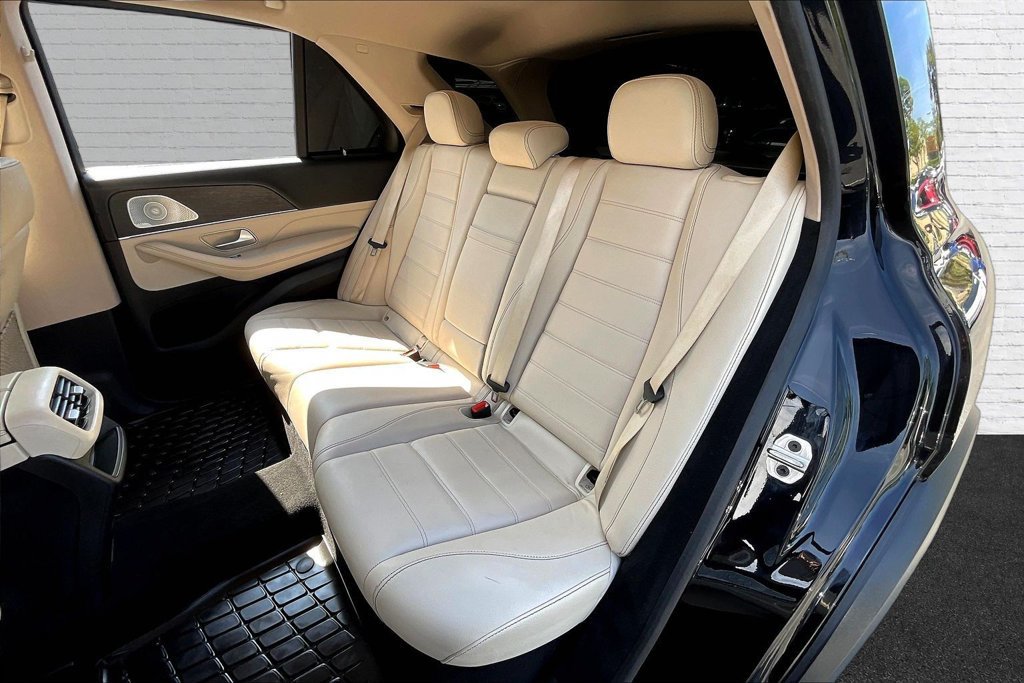 Used 2022 Mercedes-Benz GLE 450 4MATIC w/ Premium Package image 20