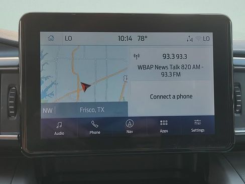 Used 2023 Ford Explorer XLT w/ Equipment Group 202A AWD/4WD image 14