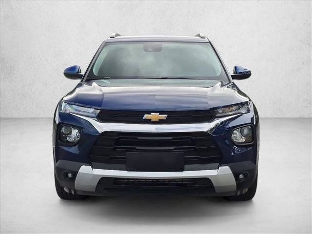 Used 2023 Chevrolet TrailBlazer LT FWD image 2