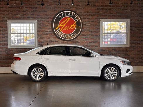 Used 2020 Volkswagen Passat 2.0T SE image 23