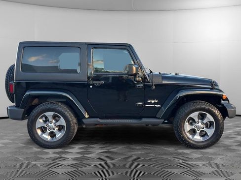 Used 2018 Jeep Wrangler Sahara w/ Connectivity Group image 6