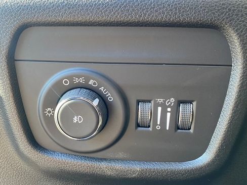 New 2025 Jeep Grand Cherokee L Limited image 14