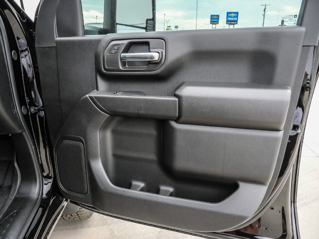 New 2026 Chevrolet Silverado 2500 Custom w/ Custom Convenience Package AWD/4WD image 18