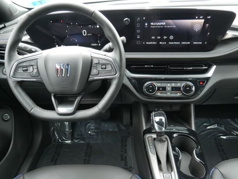 Certified 2024 Buick Envista Sport Touring w/ Convenience I Package image 16