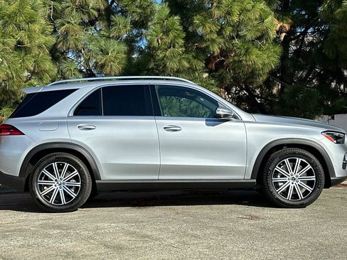 New 2025 Mercedes-Benz GLE 450 4MATIC image 3